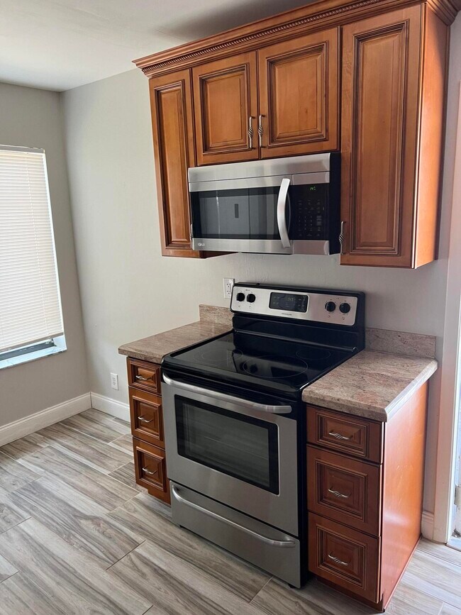 Building Photo - 14731 Wildflower Ln
