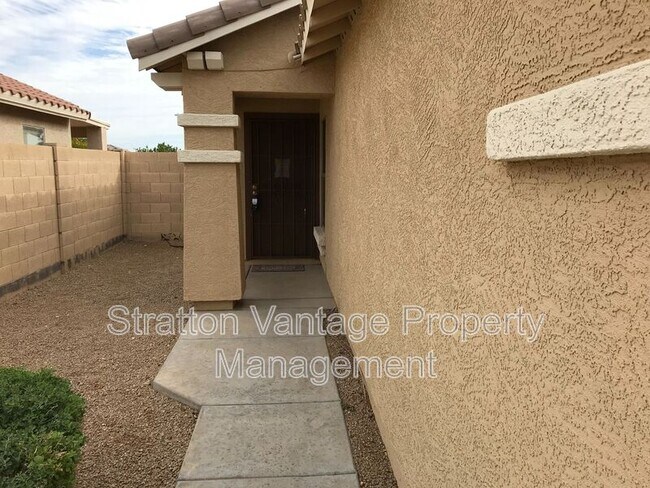Foto del edificio - 14027 N 178th Ave