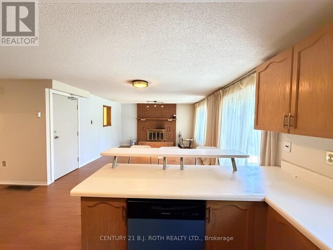 Building Photo - 29 Irwin Dr