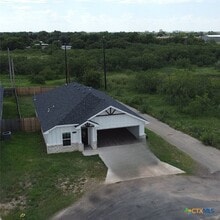 Building Photo - 1601 Cloud St