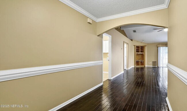 Foto del edificio - 3691 Cameron Crossing Dr