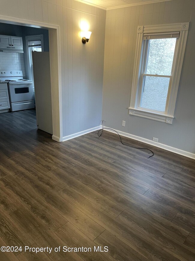 Building Photo - 1311-1311 Clay Ave