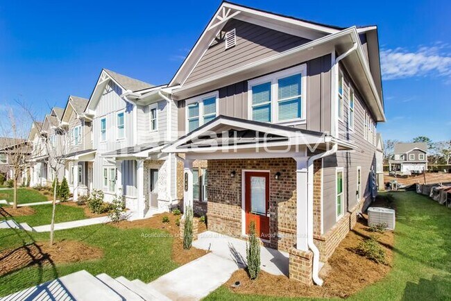 Foto del edificio - 2016 Halcyon Ln