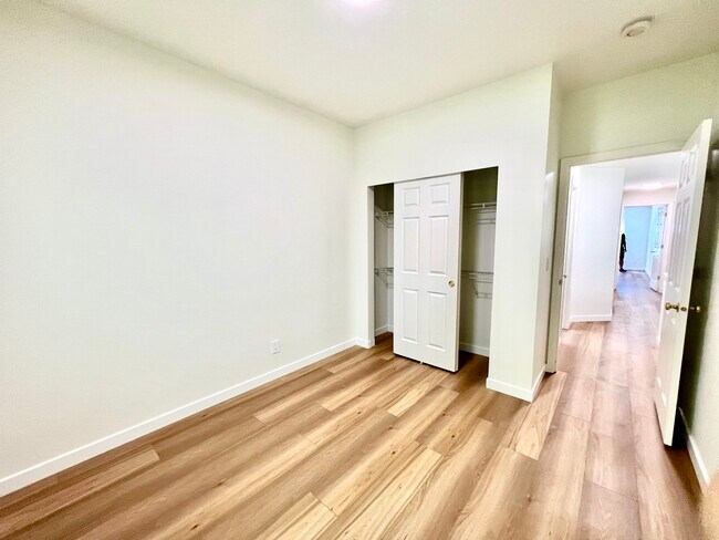 Foto del edificio - 11210 Slater Ave NE