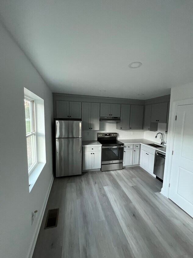 81 N Main St Unit 4, Kent, CT 06757 Condo for Rent in Kent, CT