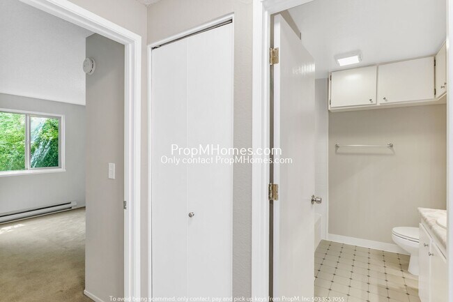 Foto del edificio - Beautiful NW Portland Ground Level One Bed...