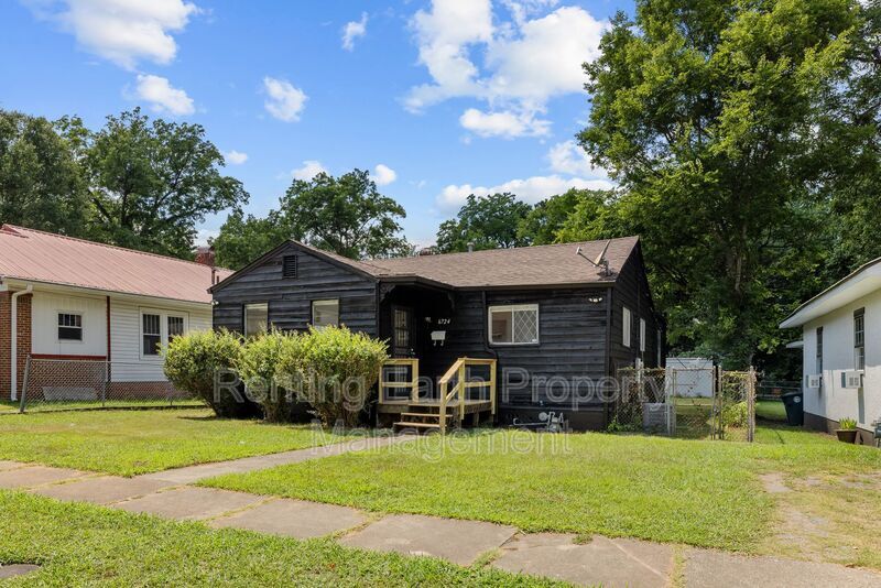 Foto principal - 6724 2nd Ave S