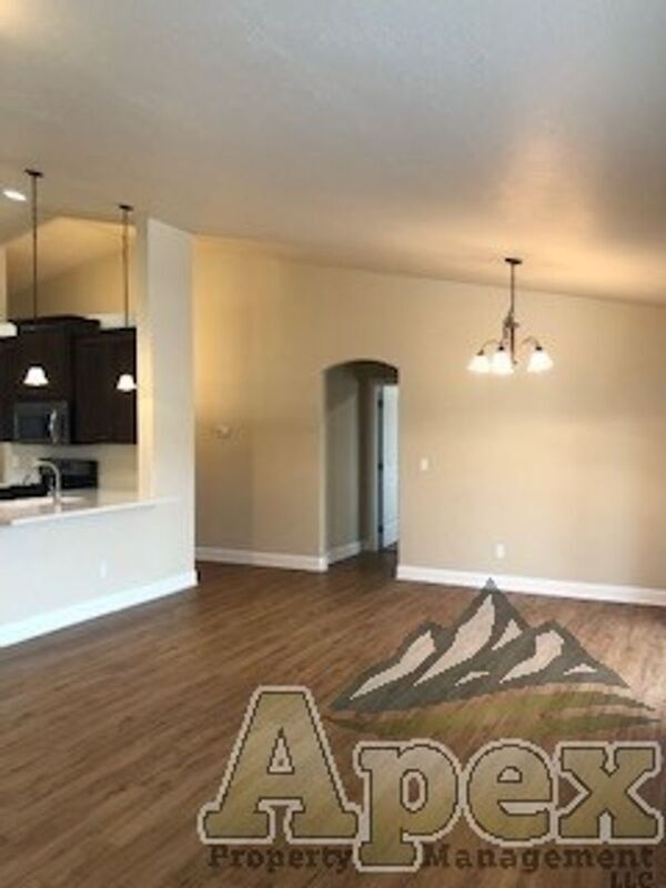 Building Photo - 5116 W Brunmier Dr