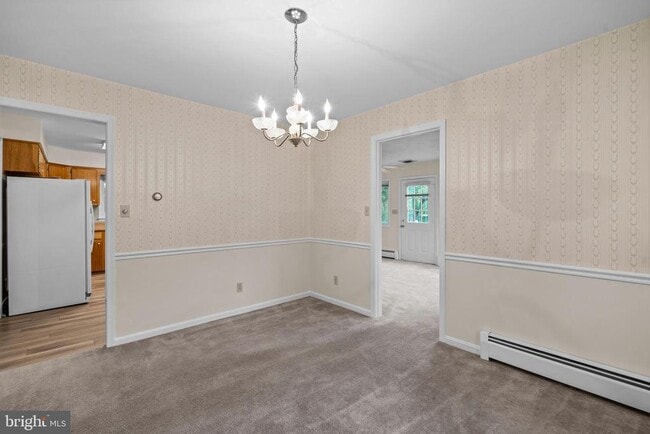 Building Photo - 21692 Potomac View Dr