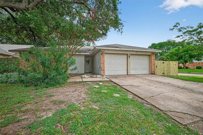 Building Photo - 6602 Navidad Rd
