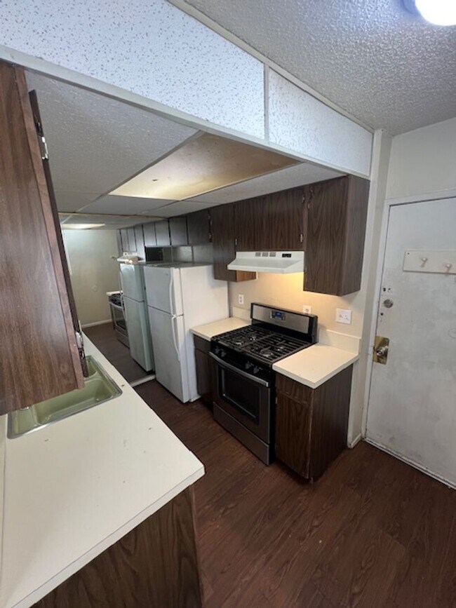 Foto del edificio - Studio and Bath, 600 sqft with walk in clo...