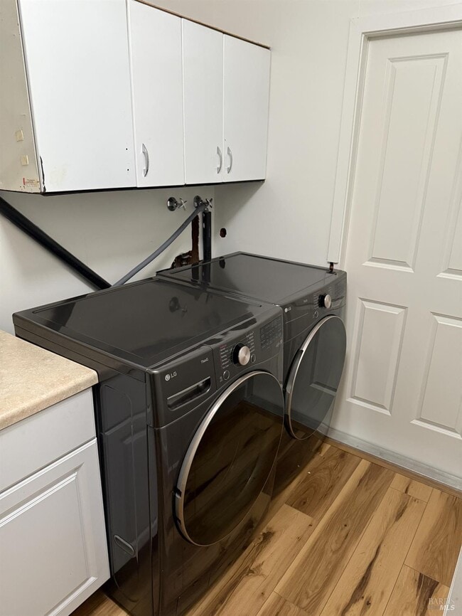 Building Photo - 840 Idylberry Rd