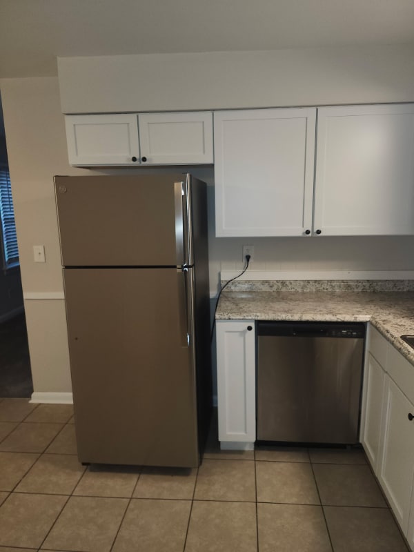 Photo - 25 Laurel Ave Apartment