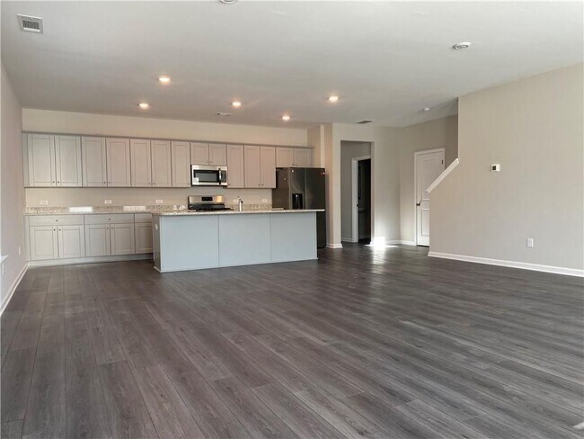 Foto del edificio - 4402 Grosbeak Dr