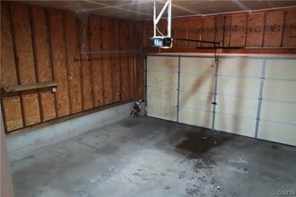 Building Photo - 5086 Minuteman Ln