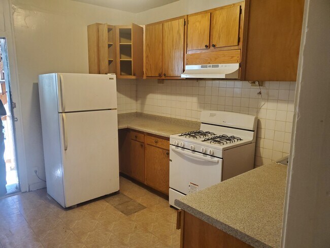 Foto del edificio - 2439 W Peterson Ave