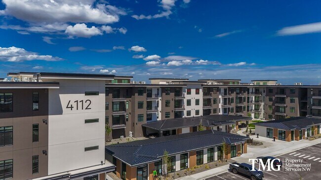 Foto del edificio - The Falls