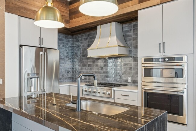 Foto del edificio - 9757 Katy Fwy