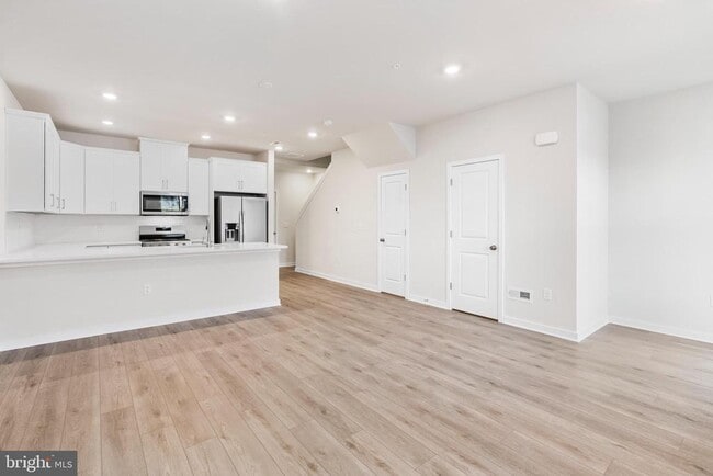 Building Photo - 808 Graphite Dr