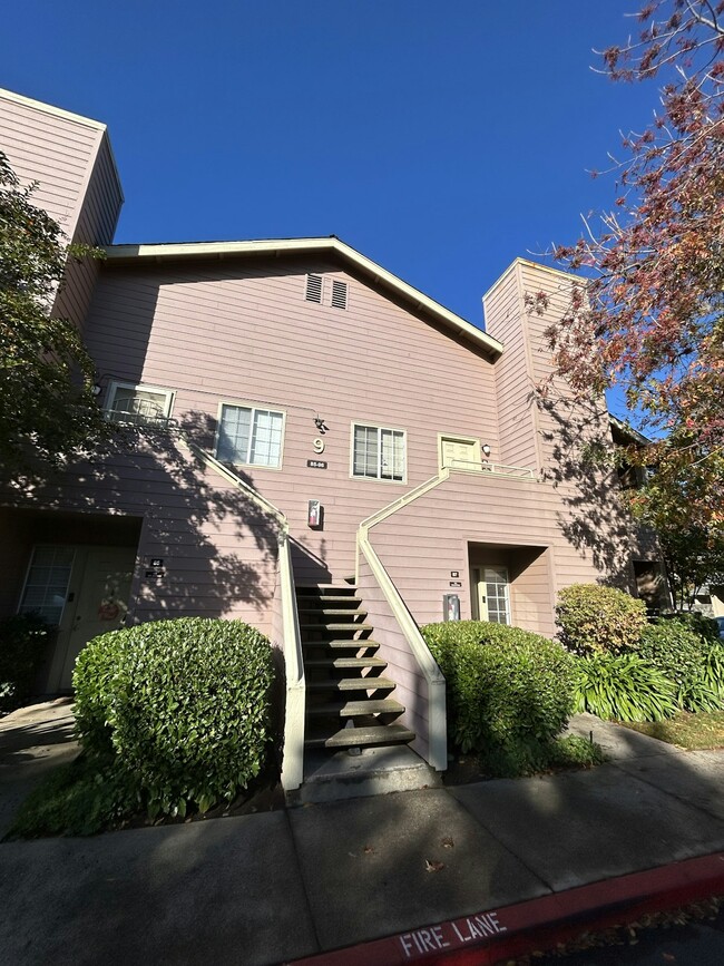 Building Photo - 11150 Trinity River Dr