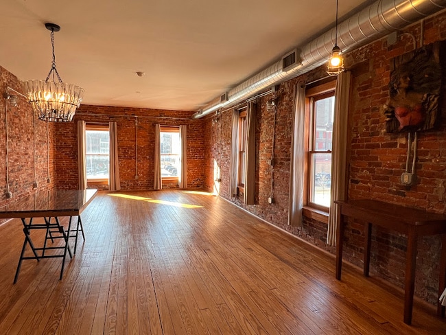 Grand Main Room - 16 Liberty St