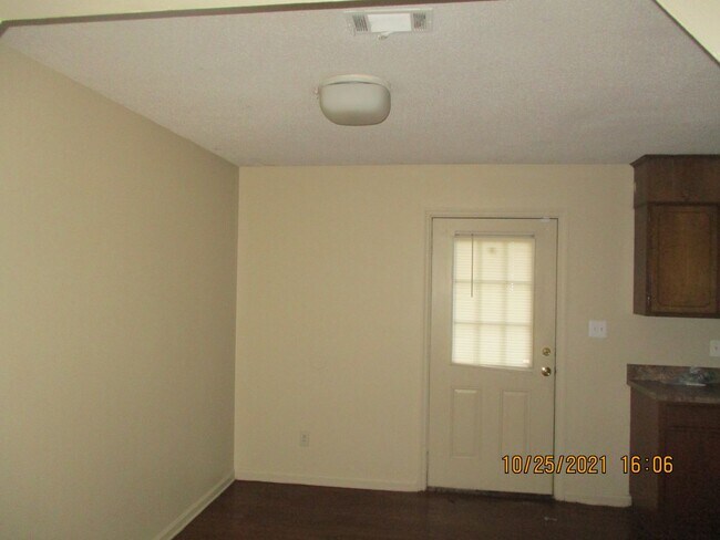 Foto del edificio - 1409 Westcliff Ct