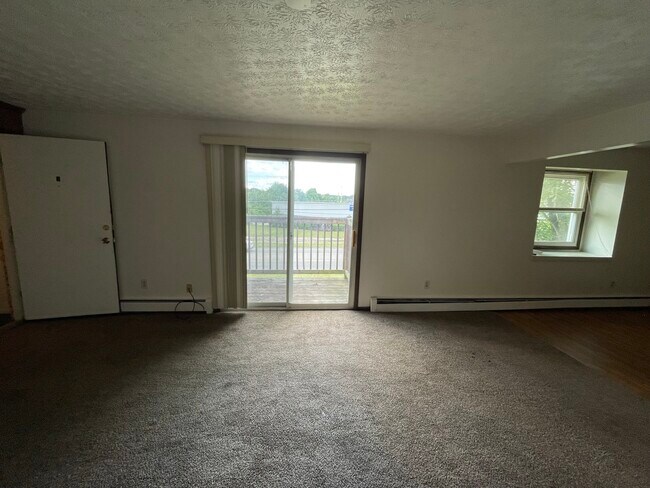 Living Room - 6890 Southern Blvd