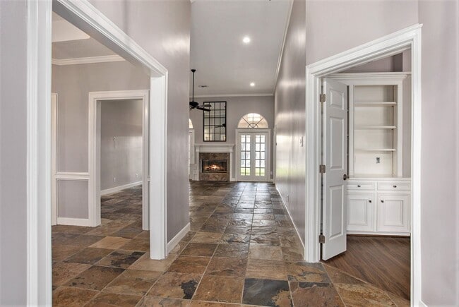 Foto del edificio - 6622 Prairie Dunes Dr