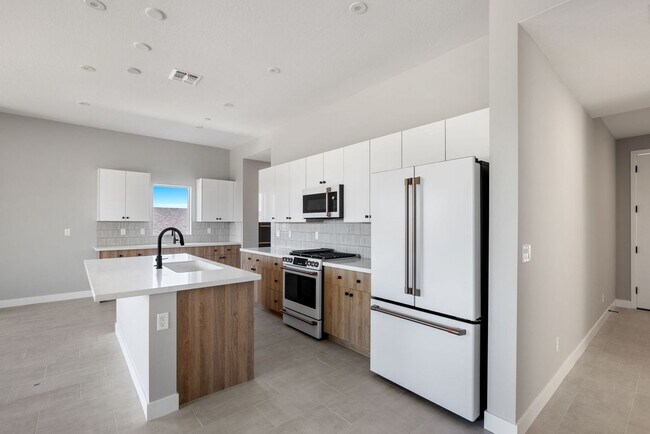 Foto del edificio - 1338 Rockwood Dr