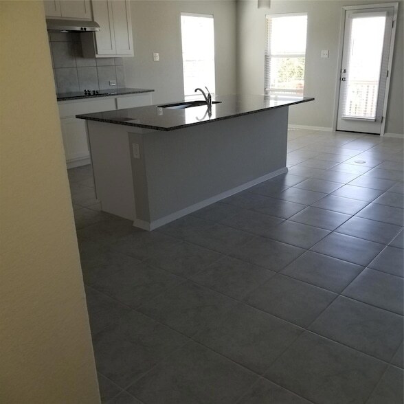 Foto del edificio - 6604 Alta Vista Dr