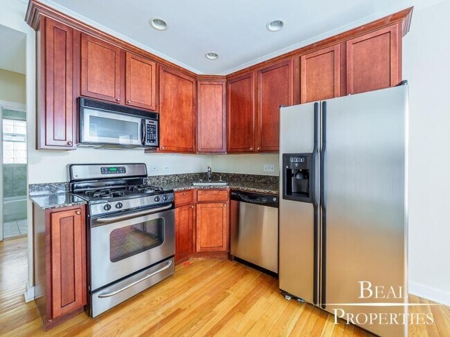 Foto del edificio - 1 bedroom in CHICAGO IL 60657
