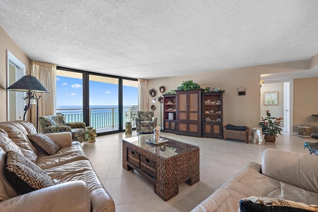 Foto del edificio - 3000 N Ocean Dr