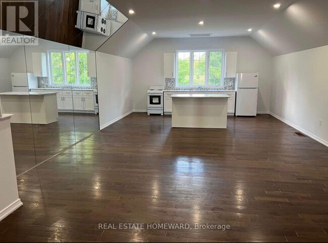 Building Photo - 1226 Leslie Dr