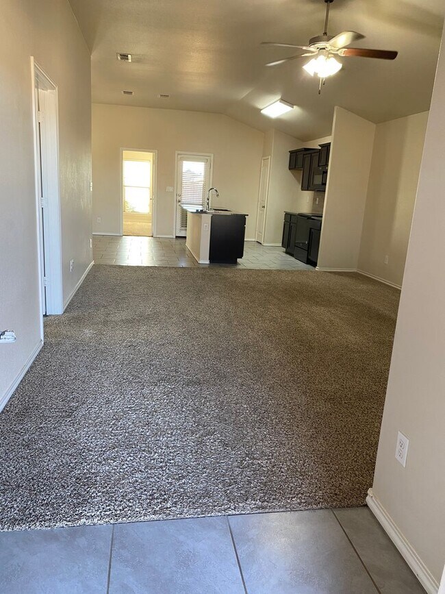 Foto del edificio - Beautiful Brick Home in the Cooper District!  3/2/2 Available 01/01/2026