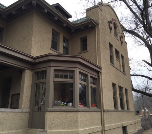 Foto principal - Beautiful 6 bedroom House in Clifton Gaslight available for Aug. 2026 schoolyear