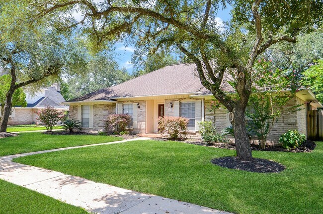 Foto del edificio - 2554 Hodges Bend Cir