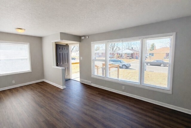 Foto del edificio - 3631 Dequincy St