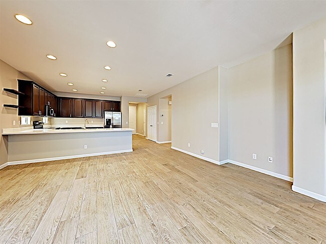 Building Photo - 5 br, 3 bath House - 27173 N 75th Dr