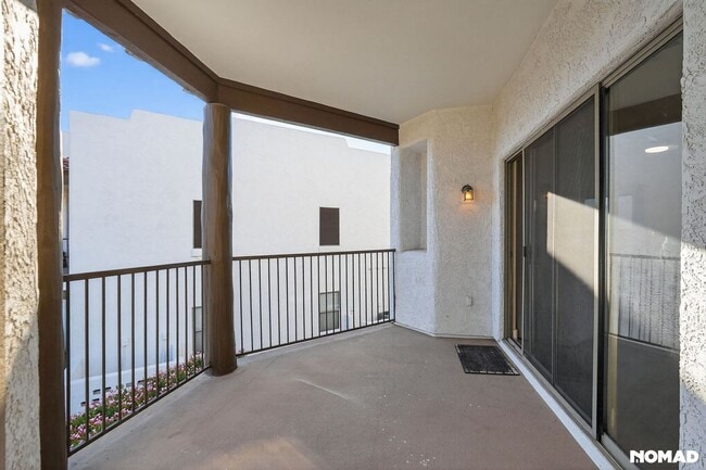 Foto del edificio - 16616 E Gunsight Dr