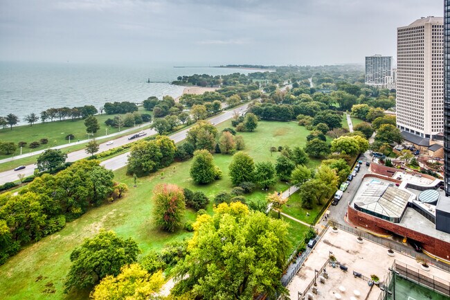 Foto del edificio - 5455 N Sheridan Rd