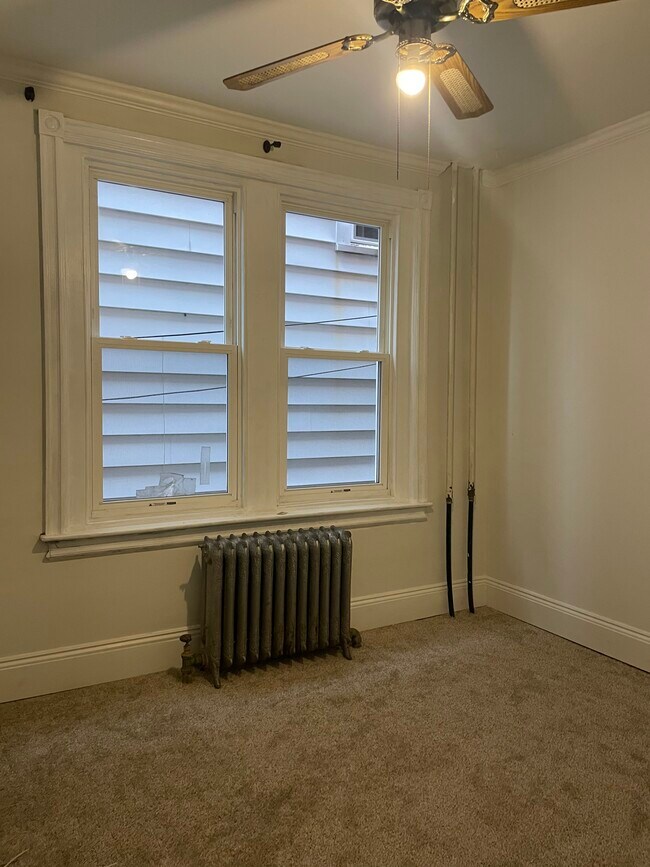 Foto del edificio - 219 W Lancaster Ave