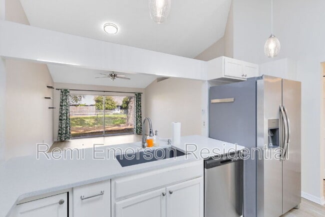 Building Photo - 7951 Merrimac Cove Dr