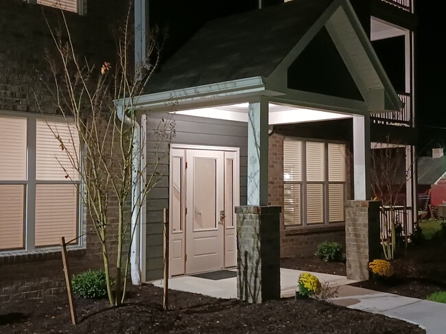 Foto del edificio - 23321 Sugar Hill Rd