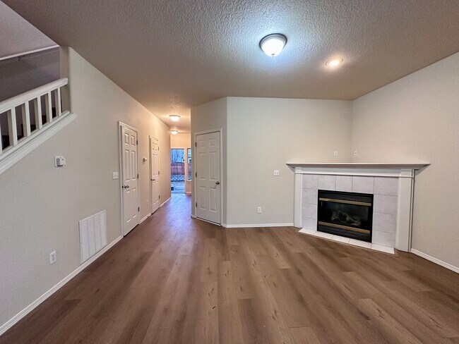 Building Photo - Charming Three-Bedroom Home in the Heart of Aloha!