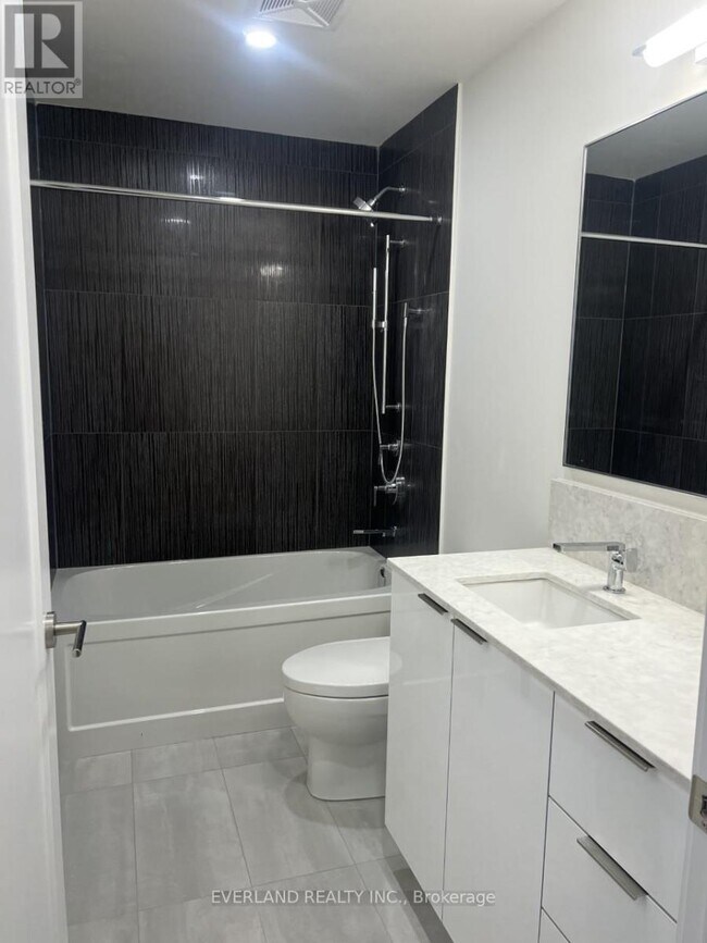 Photo du bâtiment - 28 Freeland St