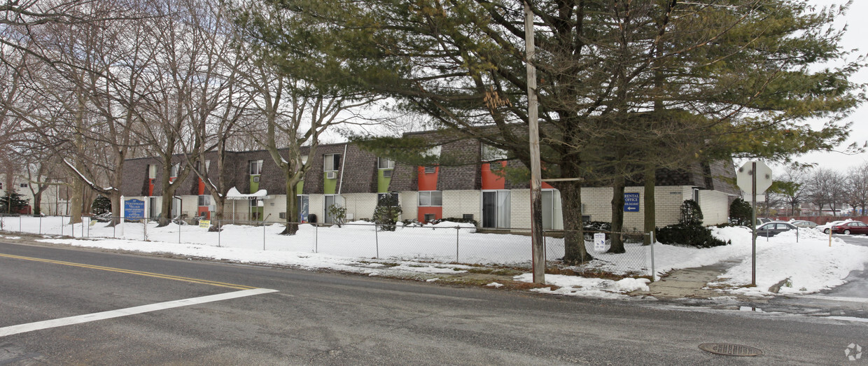 Primary Photo - Northwood Village Garden Apartments