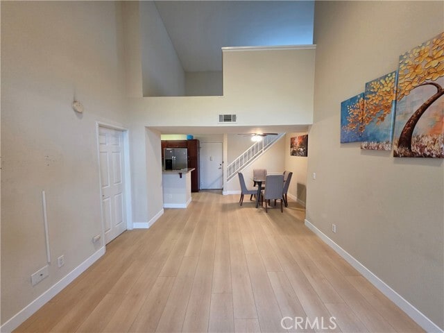 Foto del edificio - 5545 Canoga Ave