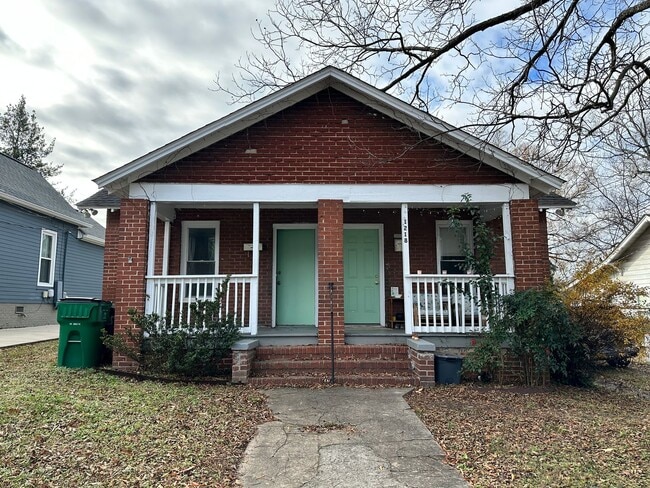 Adorable One Bedroom Duplex Near Plaza Midwood! - Adorable One Bedroom Duplex Near Plaza Midwood! House