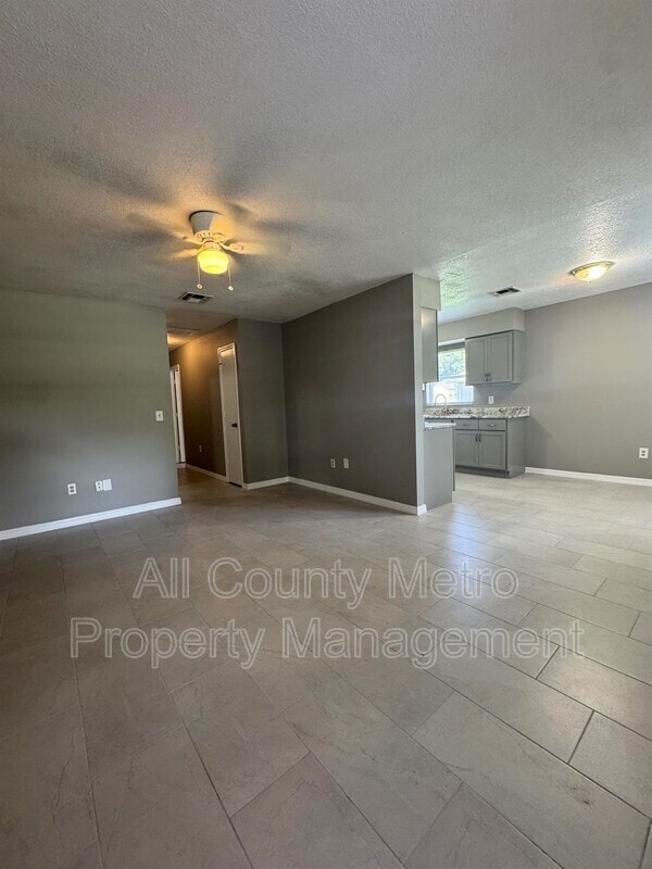 Building Photo - 415 Apopka Hills Cir