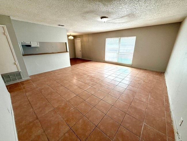 Building Photo - 7806 Winsford Dr